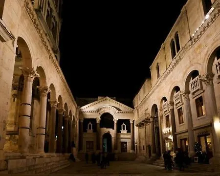 Fima Centar Stobrec Daire *