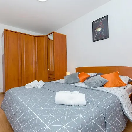 Daire Fima Centar Stobrec Split